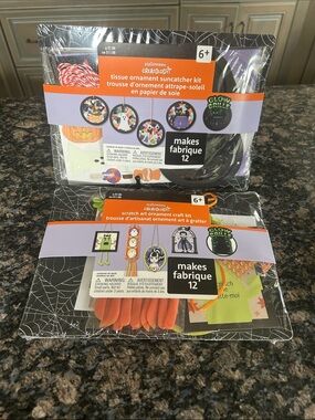 CREATOLOGY HALLOWEEN CRAFT KITS LOT OF 2 NWT